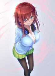 nakano miku from go-toubun no hanayome