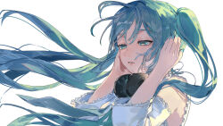 hatsune miku from vocaloid