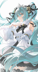 hatsune miku from miku symphony (vocaloid)