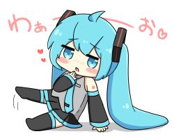 hatsune miku from vocaloid by nukotun