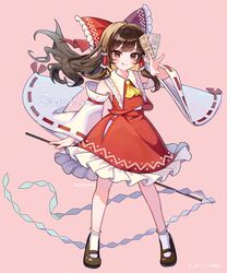hakurei reimu from touhou by yukinuno