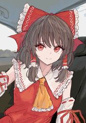 hakurei reimu from touhou by kashiwada kiiho