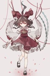 hakurei reimu from touhou