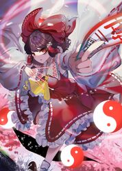 hakurei reimu from touhou