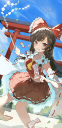 hakurei reimu from touhou