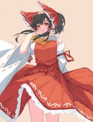 hakurei reimu from touhou