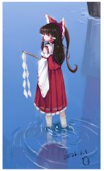hakurei reimu from touhou