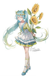 hatsune miku from vocaloid