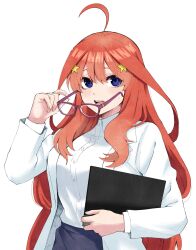 nakano itsuki from go-toubun no hanayome