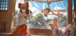 hakurei reimu from touhou