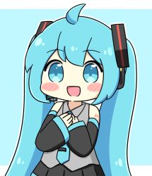 hatsune miku from vocaloid by nukotun