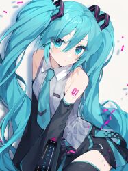 hatsune miku from vocaloid by gambe