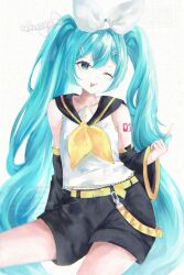 hatsune miku from vocaloid by skellychan