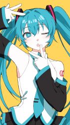 hatsune miku from vocaloid by torisasamiq0uf