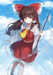 hakurei reimu from touhou by wanko sora