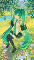 hatsune miku from vocaloid by makucrp