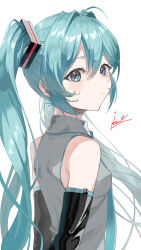 hatsune miku from vocaloid by tatyaoekaki