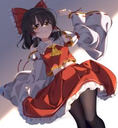 hakurei reimu from touhou