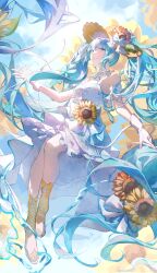 hatsune miku from magical mirai (vocaloid)