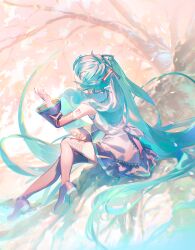 hatsune miku from vocaloid