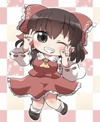 hakurei reimu from touhou by rokugou daisuke