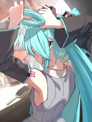 hatsune miku from vocaloid