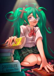 hatsune miku from confessions of a rotten girl (vocaloid) by elyadead