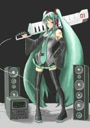 hatsune miku from vocaloid by hone shoukan