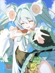 hatsune miku from magical mirai (vocaloid)
