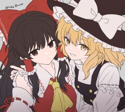 hakurei reimu from touhou