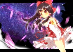 hakurei reimu from touhou by yuimari