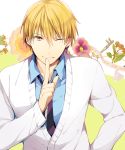  blonde_hair finger_to_mouth kise_ryouta kuroemon kuroko_no_basuke necktie school_uniform wink yellow_eyes 