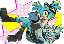  &gt;_&lt; 1boy 1girl amy_rose aqua_fur aqua_hair aqua_necktie bandaged_head bandages bare_shoulders black_footwear black_sclera black_skirt black_sleeves blush boots collared_shirt colored_sclera cosplay crossover crying detached_sleeves ear_piercing green_eyes grey_shirt hatsune_miku hatsune_miku_(cosplay) head_bump hedgehog_ears hedgehog_girl height_difference highres hug leg_up long_eyelashes looking_at_viewer medium_hair metal_sonic necktie open_mouth pain piercing pink_background pleated_skirt polka_dot polka_dot_background red_eyes robot shirt short_twintails sitting size_difference skirt sleeveless sleeveless_shirt smile sonic_(series) sparkling_eyes starry_background tearing_up tongue tongue_out twintails vocaloid wince xue_gin yellow_background 