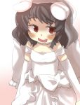  1girl animal_ears bare_shoulders blush brown_hair elbow_gloves gaoo_(frpjx283) gloves highres inaba_tewi rabbit_ears red_eyes short_hair solo touhou wavy_hair 