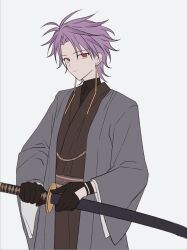  1boy adapted_costume black_gloves black_shirt brown_kimono brown_sash chinese_commentary closed_mouth commentary_request earrings expressionless feiyingliaoluan-haruto glove_cutout gloves grey_background grey_haori haori holding holding_sword holding_weapon japanese_clothes jewelry katana kimono long_sleeves male_focus obi open_clothes purple_hair red_eyes saibou_shinkyoku sash shirt shirt_under_kimono short_hair simple_background solo sword theodore_riddle upper_body weapon wide_sleeves 