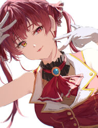  1girl blue_brooch commentary_request double_w heterochromia highres hololive houshou_marine houshou_marine_(1st_costume) itagaku looking_at_viewer red_eyes red_hair red_vest simple_background sleeveless solo twintails vest virtual_youtuber w white_background yellow_eyes 