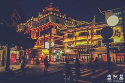  6+boys 6+girls angran_sama architecture building china chinese_text east_asian_architecture highres multiple_boys multiple_girls night original outdoors real_world_location scenery shanghai 