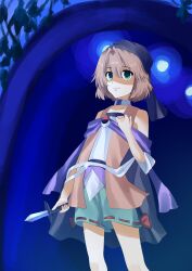  1other 2000s_(style) androgynous anime_coloring aqua_eyes bandana black_bandana black_cape blue_background bow bow_legwear brooch brown_hair cape cave choker cine_hamal closed_mouth cowboy_shot eye_brooch faux_retro_artstyle green_shorts hair_between_eyes hand_on_own_chest highres holding holding_knife jacket jewelry knees knife kurokoge_karubi kuzu_suzumi len&#039;en lips looking_ahead open_clothes open_jacket orange_jacket other_focus outdoors plant purple_scarf red_bow ribbon-trimmed_shorts ribbon_trim scarf shaded_face shirt short_hair shorts sleeveless sleeveless_jacket sleeveless_shirt smirk solo standing turban vines white_choker white_shirt 