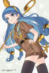  1girl belt belt_buckle black_belt black_thighhighs blue_eyes blue_hair blunt_bangs blush brown_shirt brown_shorts buckle closed_mouth commentary cowboy_shot earrings facial_mark gold_earrings gold_hairband gold_headdress grey_background hair_ornament hairband highres holding holding_scepter jewelry kanpa_(campagne_9) key_earrings long_hair looking_at_viewer mark_under_both_eyes michigami_nareko pocket revision scepter shirt short_sleeves shorts smile solo sphere_hair_ornament thigh-highs touhou triangle triangle_background triangle_facial_mark twitter_username usekh_collar very_long_hair 