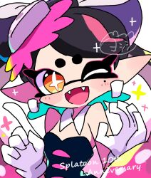  +_+ black_hair black_leotard callie_(splatoon) detached_collar earrings fangs gloves highres inkling jewelry leotard long_hair looking_at_viewer mole mole_under_eye one_eye_closed open_mouth pointy_ears simple_background solo splatoon_(series) splatoon_1 tentacle_hair upper_body white_background white_gloves yellow_eyes yoshishi_(yosisitoho) 