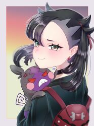  1girl absurdres anger_vein asymmetrical_bangs backpack bag black_choker black_hair black_jacket border choker closed_mouth commentary_request earrings eyelashes gradient_background green_eyes hair_ribbon highres holding holding_pokemon jacket jewelry looking_to_the_side marnie_(pokemon) medium_hair morpeko morpeko_(hangry) not_migiokuba outside_border pokemon pokemon_(creature) pokemon_swsh red_bag red_ribbon ribbon smile swirl upper_body white_border 