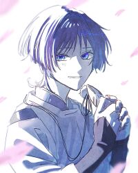  1boy armor blue_eyes blunt_ends choppy_bangs clothing_cutout falling_petals feathers fingernails genshin_impact grin hands_up highres holding holding_feather japanese_armor japanese_clothes kariginu kimono kote kurokote kxuni6 layered_sleeves light_blush looking_at_viewer male_focus own_hands_together petals pink_petals pom_pom_(clothes) portrait purple_hair purple_kimono scaramouche_(genshin_impact) scaramouche_(kabukimono)_(genshin_impact) shoulder_cutout smile solo teeth three-quarter_sleeves twitter_username white_background white_sleeves 