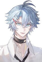  1boy absurdres antenna_hair black_choker black_necktie blue_eyes chinese_commentary choker commentary_request hair_ornament hairpin highres honkai:_star_rail honkai_(series) loose_necktie male_focus neck_tattoo necktie parted_bangs phainon_(honkai:_star_rail) qqrobot2 short_hair simple_background solo sun_symbol sun_tattoo tattoo white_background white_hair 
