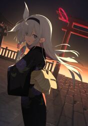  1girl alternate_costume anohito401 architecture asymmetrical_bangs black_hairband black_kimono blue_archive bow bow_hairband braid breasts bright_pupils colored_inner_hair commentary_request cowboy_shot crossed_bangs east_asian_architecture floating_hair flower food from_side hair_behind_ear hair_ornament hair_over_one_eye hairband halo hand_fan highres holding holding_fan japanese_clothes kimono long_hair long_sleeves looking_at_viewer multicolored_hair night obi official_alternate_hairstyle open_mouth outdoors pavement perspective pink_hair plana_(blue_archive) print_kimono purple_flower red_eyes red_halo sash seiza side_braid single_sidelock sitting small_breasts socks solo streaked_hair tatami temple torii triangle_mouth two-tone_hair unmoving_pattern white_background white_bow white_hair white_pupils white_socks wide_sleeves yellow_flower yellow_sash yukata 