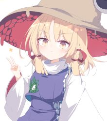  1girl absurdres animal_print blonde_hair blunt_ends blush brown_hat commentary_request cropped_vest darumoon frog_print hair_ribbon hat highres long_sleeves looking_at_viewer moriya_suwako parted_bangs purple_skirt purple_vest ribbon shirt simple_background skirt skirt_set smile solo sparkle touhou tress_ribbon turtleneck two-sided_fabric v vest white_background white_shirt wide_sleeves yellow_eyes 