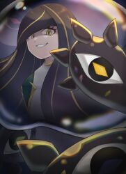  1girl 517pomme black_hair blonde_hair commentary evil_smile eyelashes highres long_hair looking_at_viewer lusamine_(pokemon) lusamine_fused_(pokemon) multicolored_hair nihilego pokemon pokemon_sm smile solo tentacles two-tone_hair upper_body yellow_eyes 