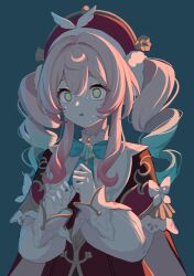  1girl aquila_(honkai:_star_rail) bow dress green_hair hat honkai:_star_rail honkai_(series) hyacine_(honkai:_star_rail) kiki-yu looking_at_viewer medium_hair multicolored_eyes pink_hair possessed red_dress red_hat short_twintails solo sweat twintails 
