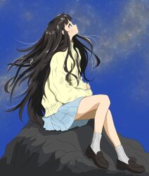  1girl alternate_costume black_hair black_shoes blue_skirt brown_eyes commentary_request from_side full_body gogottu2000 loafers long_hair long_sleeves looking_up make_heroine_ga_oo_sugiru! night nukumizu_kaju on_rock outdoors pleated_skirt profile rock shoes skirt sky socks solo star_(sky) starry_sky sweater white_socks yellow_sweater 