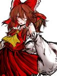  1girl ascot bags_under_eyes bare_shoulders bow brown_hair detached_sleeves hair_bow hair_tubes hakurei_reimu highres itosiki_zetu red_bow red_eyes red_skirt rough sarashi simple_background solo touhou wink 