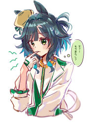  1girl absurdres animal_ears beret biting_finger blush commentary_request cropped_torso ears_through_headwear gloves green_eyes green_hair green_sweater hair_between_eyes hat highres horse_ears horse_girl jacket kiseki_(miracle_author)_(umamusume) morizu929 multicolored_hair short_hair solo speech_bubble streaked_hair sweater thought_bubble translation_request umamusume white_gloves white_jacket white_streaks yellow_hat 